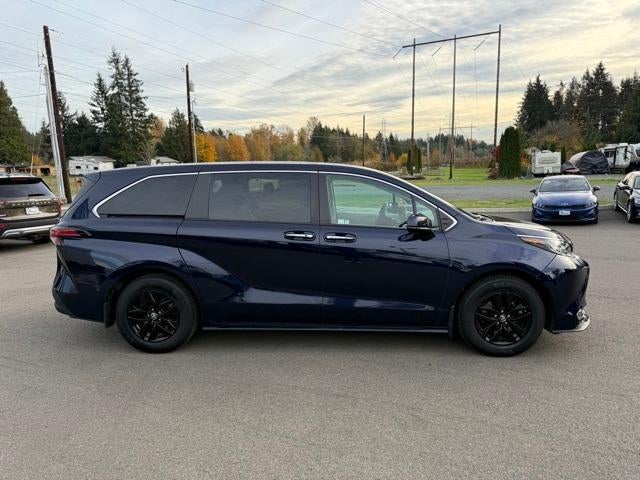 2021 Toyota Sienna XLE AWD 7-Passenger (Natl)