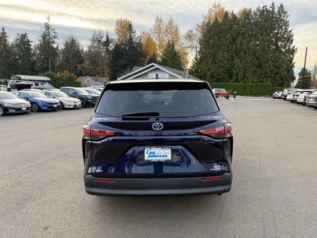 2021 Toyota Sienna XLE AWD 7-Passenger (Natl)