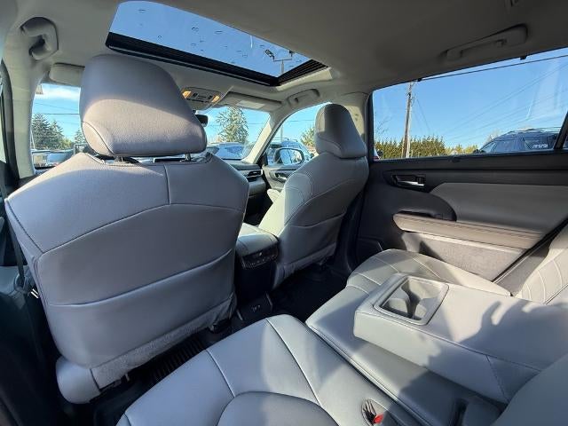 2020 Toyota Highlander XLE AWD (Natl)