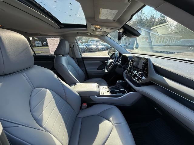 2020 Toyota Highlander XLE AWD (Natl)