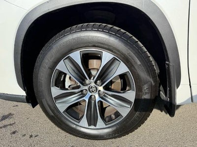 2020 Toyota Highlander XLE AWD (Natl)