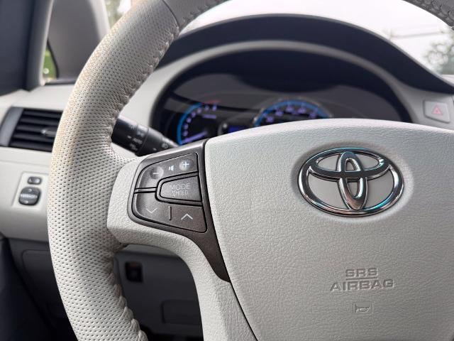 2012 Toyota Sienna 5dr 8-Pass Van V6 XLE FWD (Natl)