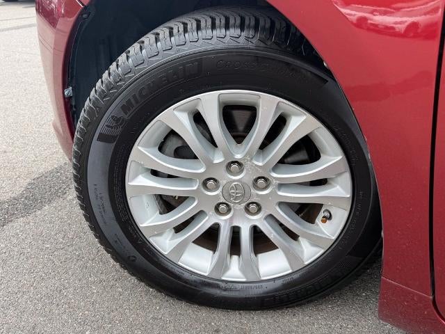 2012 Toyota Sienna 5dr 8-Pass Van V6 XLE FWD (Natl)