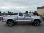 2017 Toyota Tacoma TRD Sport Access Cab 6' Bed V6 4x4 MT (Natl)