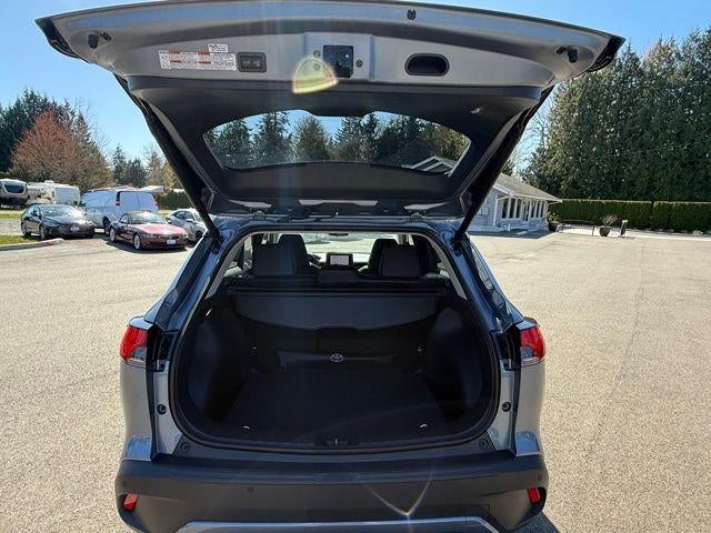 2024 Toyota Corolla Cross XLE 2WD (Natl)