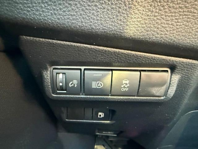 2023 Toyota Corolla Cross Hybrid SE 4WD (Natl)