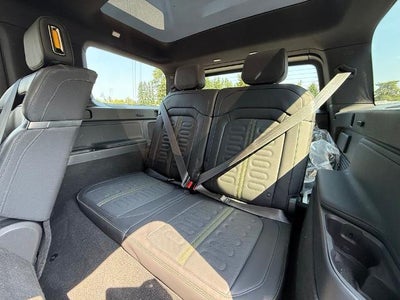 2025 Rivian R1S Adventure Dual-Motor Standard Pack