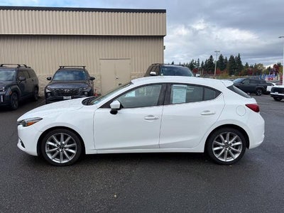 2017 Mazda Mazda3 5-Door Touring Auto