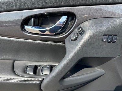 2019 Nissan Rogue FWD SV