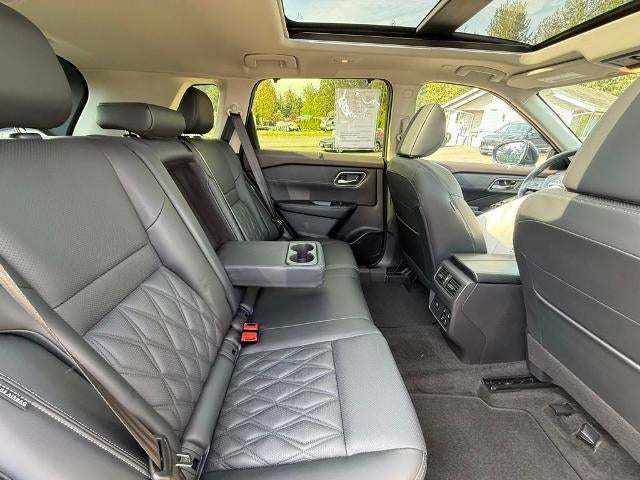 2023 Nissan Rogue AWD Platinum