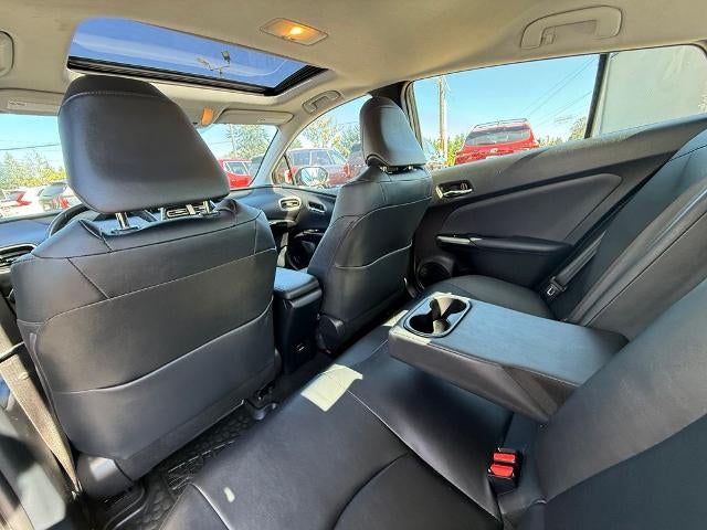 2017 Toyota Prius Four (Natl)