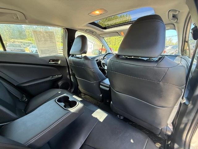 2017 Toyota Prius Four (Natl)