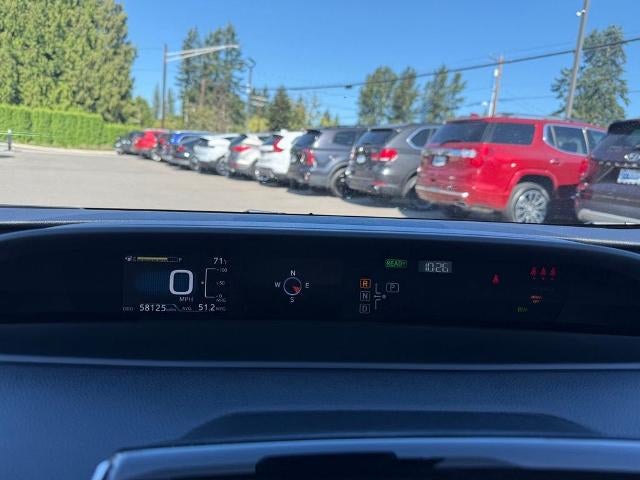 2017 Toyota Prius Four (Natl)