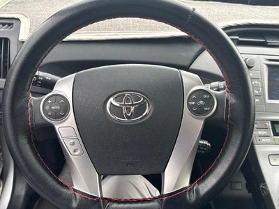 2013 Toyota Prius 5dr HB Two (Natl)