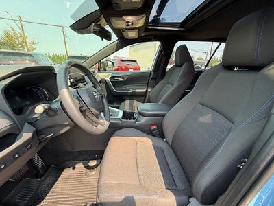 2024 Toyota RAV4 Hybrid SE AWD (Natl)