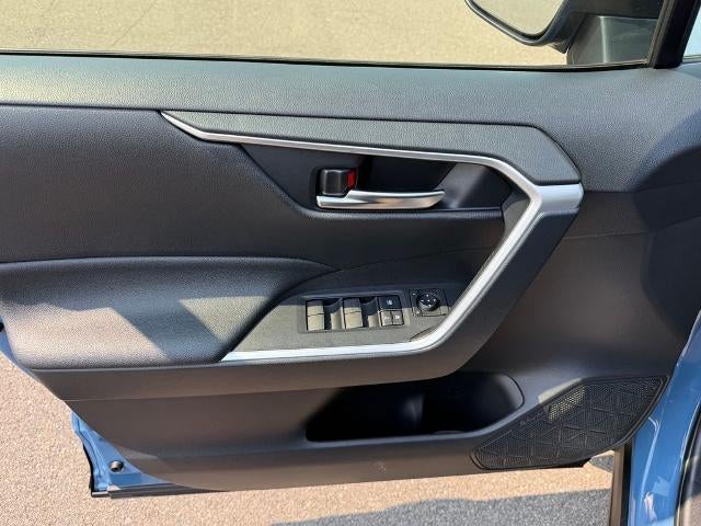 2024 Toyota RAV4 Hybrid SE AWD (Natl)