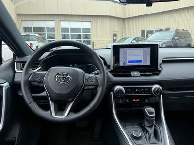 2024 Toyota RAV4 Hybrid SE AWD (Natl)