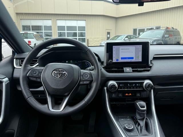 2024 Toyota RAV4 Hybrid SE AWD (Natl)