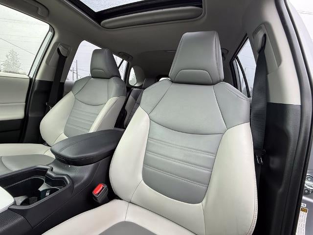 2020 Toyota RAV4 XLE Premium AWD (Natl)