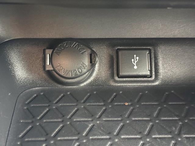 2020 Toyota RAV4 XLE Premium AWD (Natl)