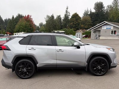 2020 Toyota RAV4 XLE Premium AWD (Natl)