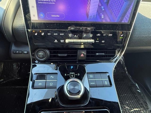 2023 Toyota bZ4X XLE FWD (Natl)