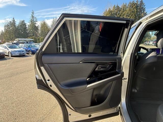 2023 Toyota bZ4X XLE FWD (Natl)