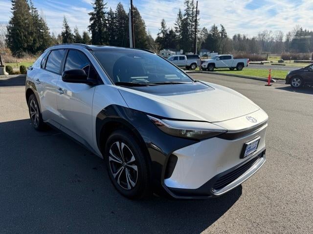 2023 Toyota bZ4X XLE FWD (Natl)