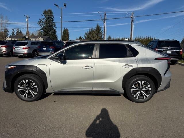 2023 Toyota bZ4X XLE FWD (Natl)