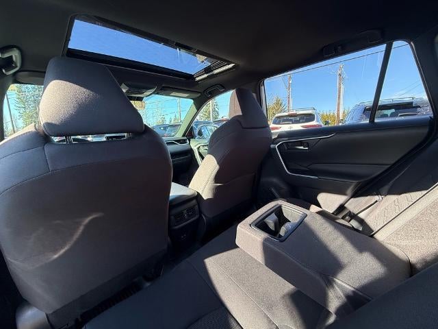 2022 Toyota RAV4 Prime SE (Natl)