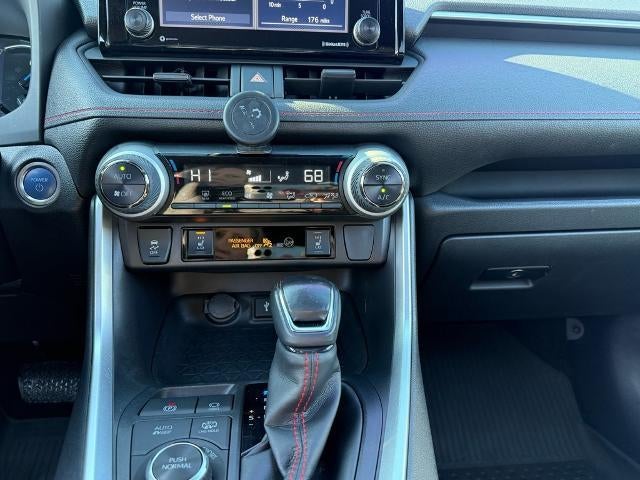 2022 Toyota RAV4 Prime SE (Natl)