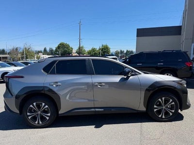 2024 Toyota bZ4X XLE AWD (Natl)