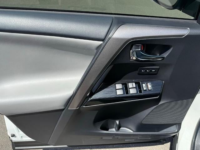 2018 Toyota RAV4 Hybrid Limited AWD (Natl)