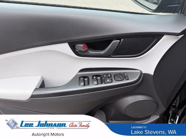 2023 Hyundai KONA SE Auto AWD
