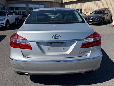 2013 Hyundai GENESIS 4dr Sdn V6 3.8L