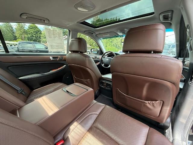 2011 Hyundai GENESIS 4dr Sdn V8
