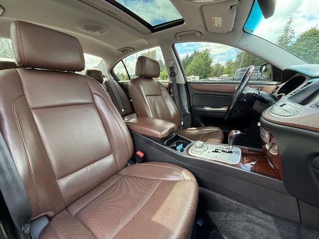 2011 Hyundai GENESIS 4dr Sdn V8