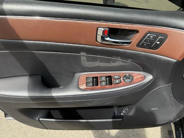 2011 Hyundai GENESIS 4dr Sdn V8