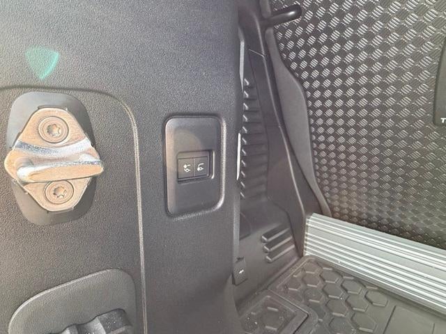 2022 Land Rover Defender 90 X-Dynamic S AWD