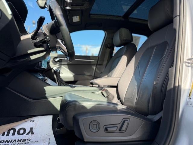 2019 Audi Q3 2.0 TFSI Premium quattro