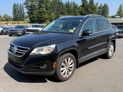 2011 Volkswagen Tiguan 4WD 4dr S 4Motion