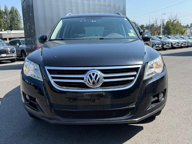 2011 Volkswagen Tiguan 4WD 4dr S 4Motion