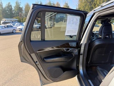 2018 Volvo XC90 T6 AWD 7-Passenger Momentum