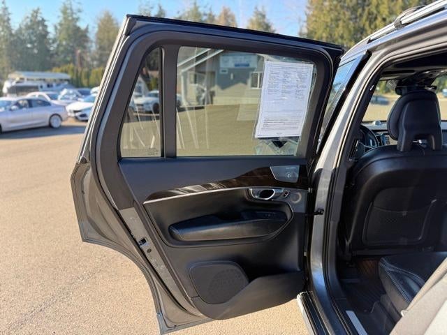 2018 Volvo XC90 T6 AWD 7-Passenger Momentum