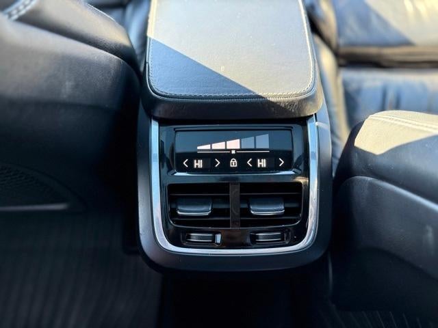 2018 Volvo XC90 T6 AWD 7-Passenger Momentum