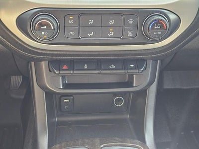 2015 GMC Canyon Crew Cab Short Box 2-Wheel Drive SLE