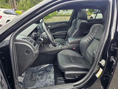 2023 Chrysler 300 300C RWD