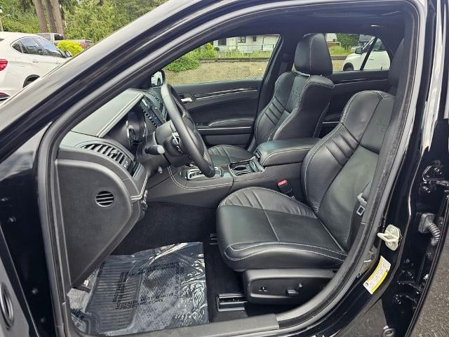 2023 Chrysler 300 300C RWD