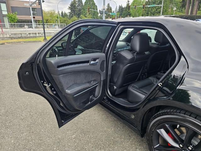 2023 Chrysler 300 300C RWD