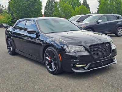 2023 Chrysler 300 300C RWD